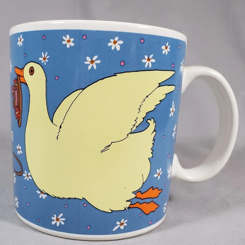 Vintage Taylor & NG 1981 Gracey Goose Mug Cup Coffee Tea Blue Background Japan